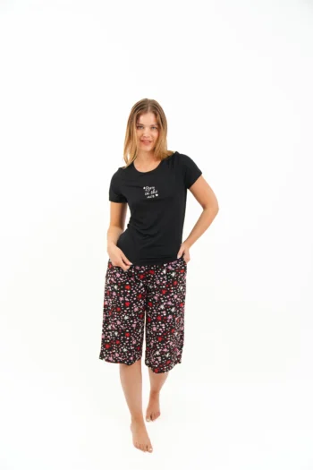 printed capri pyjama set